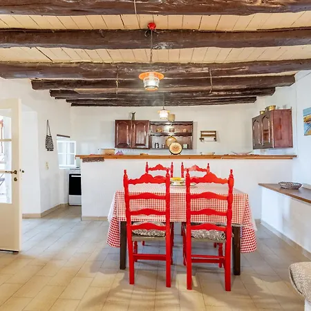 Nyaraló Priest's Traditional Mansion