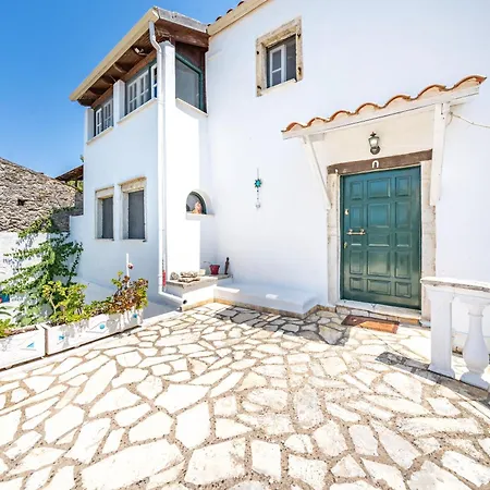 Priest's Traditional Mansion * Agios Panteleimon (Corfu)