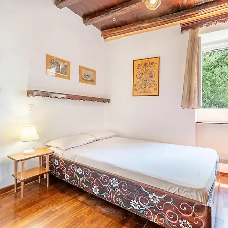 Priest's Traditional Mansion * Agios Panteleimon (Corfu)