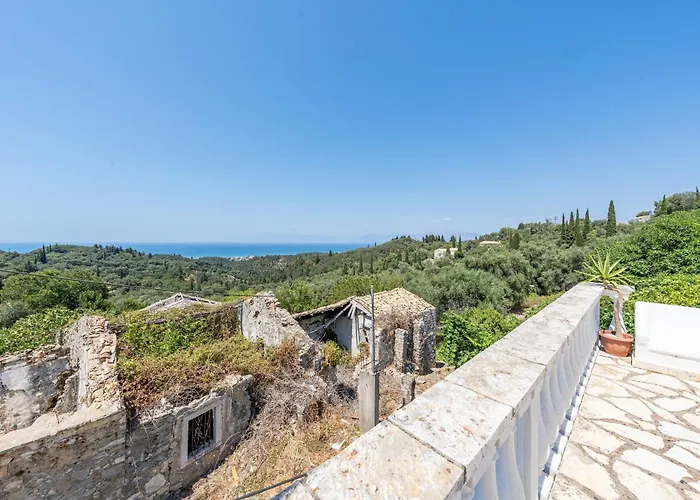 Holiday home Priest's Traditional Mansion *