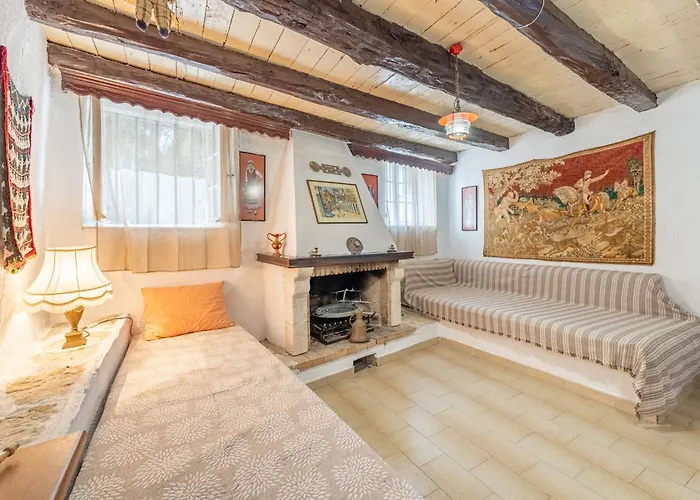 Priest's Traditional Mansion * Agios Panteleimon (Corfu)