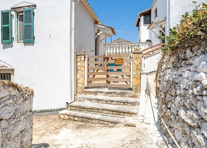 Priest's Traditional Mansion Agios Panteleimon (Corfu)
