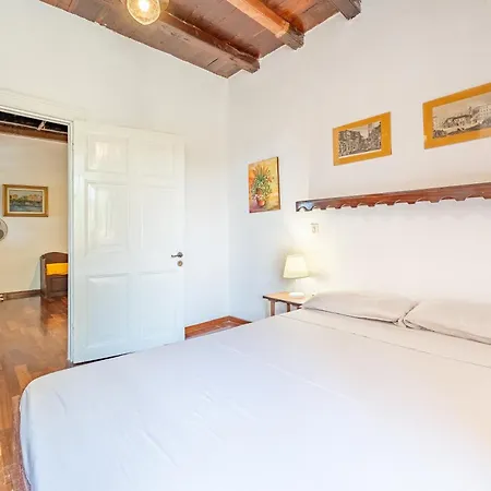 Priest's Traditional Mansion Agios Panteleimon (Corfu)